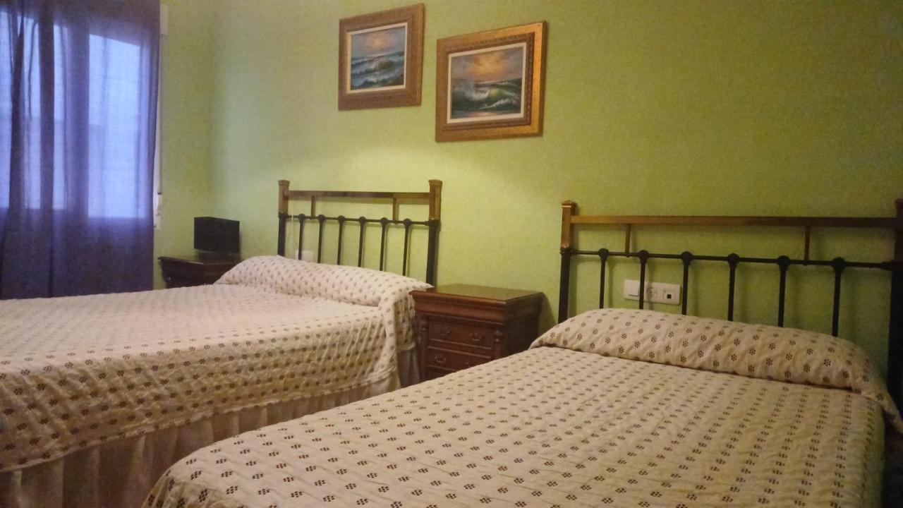 Centro Plaza Guzman Apartment Leon Bagian luar foto