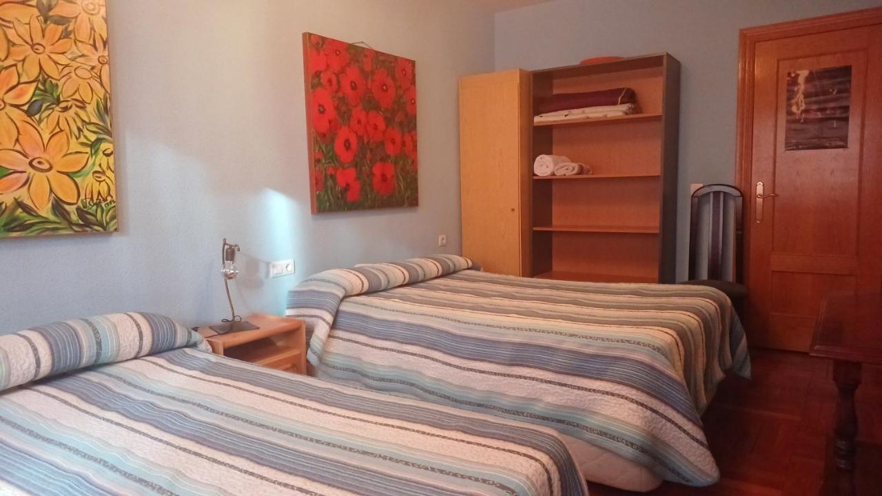 Centro Plaza Guzman Apartment Leon Bagian luar foto