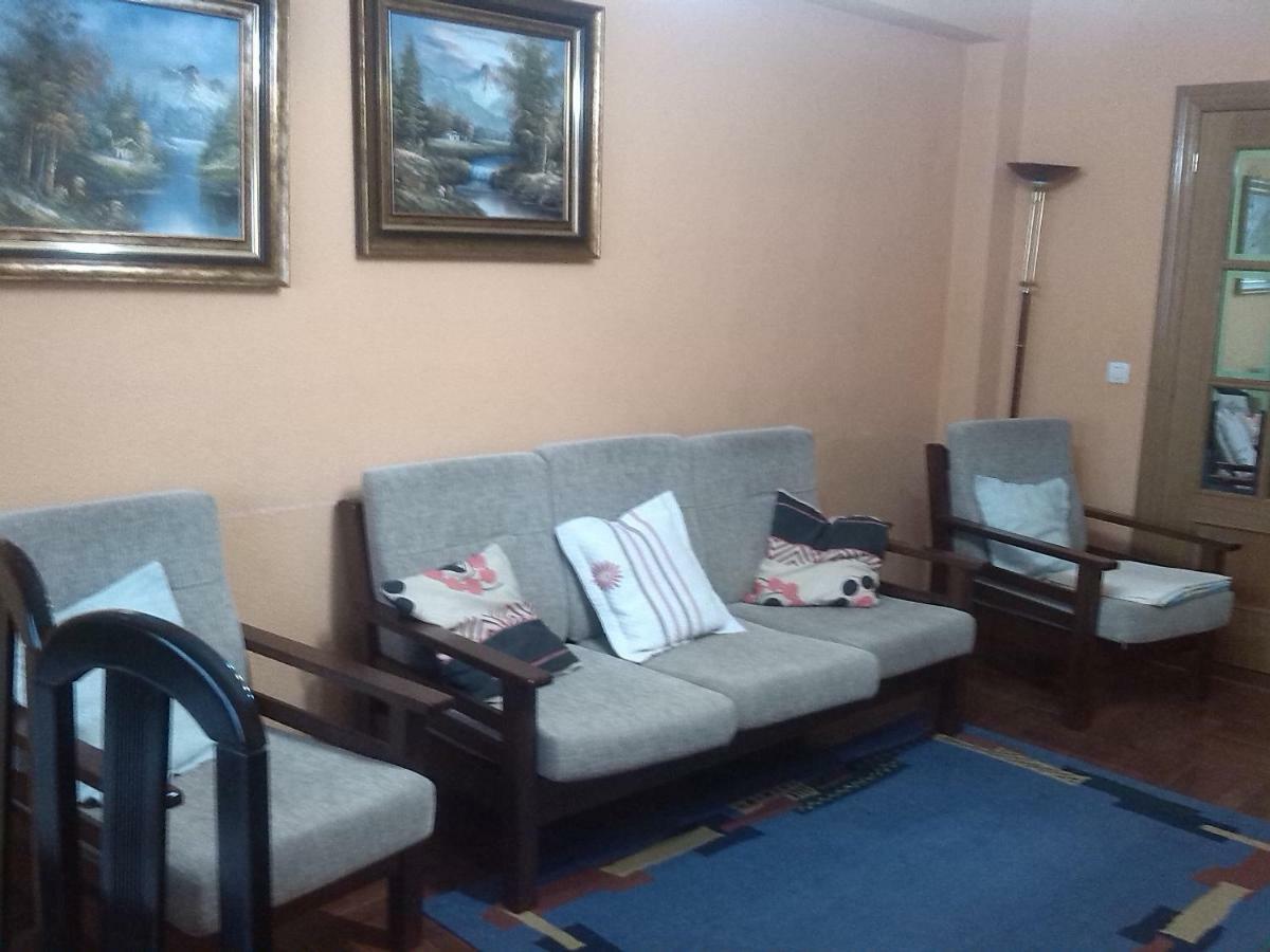 Centro Plaza Guzman Apartment Leon Bagian luar foto